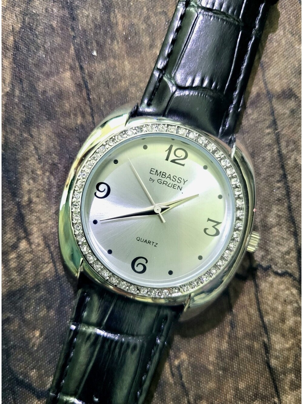 Rare Paved Bezel Gruen Embassy Retro Mens Satin Dial Watch